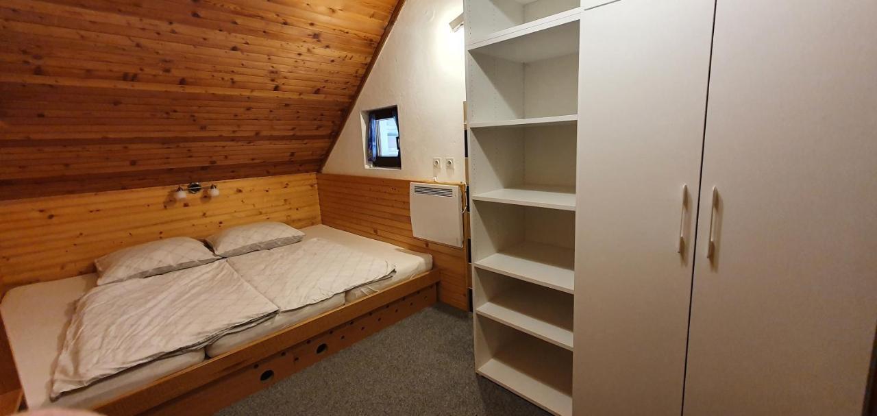 Apartments And Rooms Milena كْرانْيِسكا غورا المظهر الخارجي الصورة